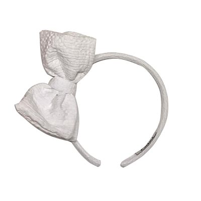 Diadema lazo relieve blanco