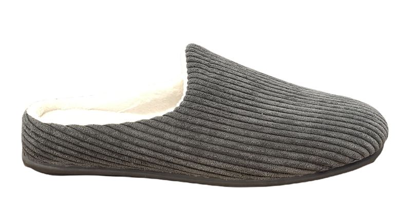 Zapatilla en pana con forro interior calentito BATILAS