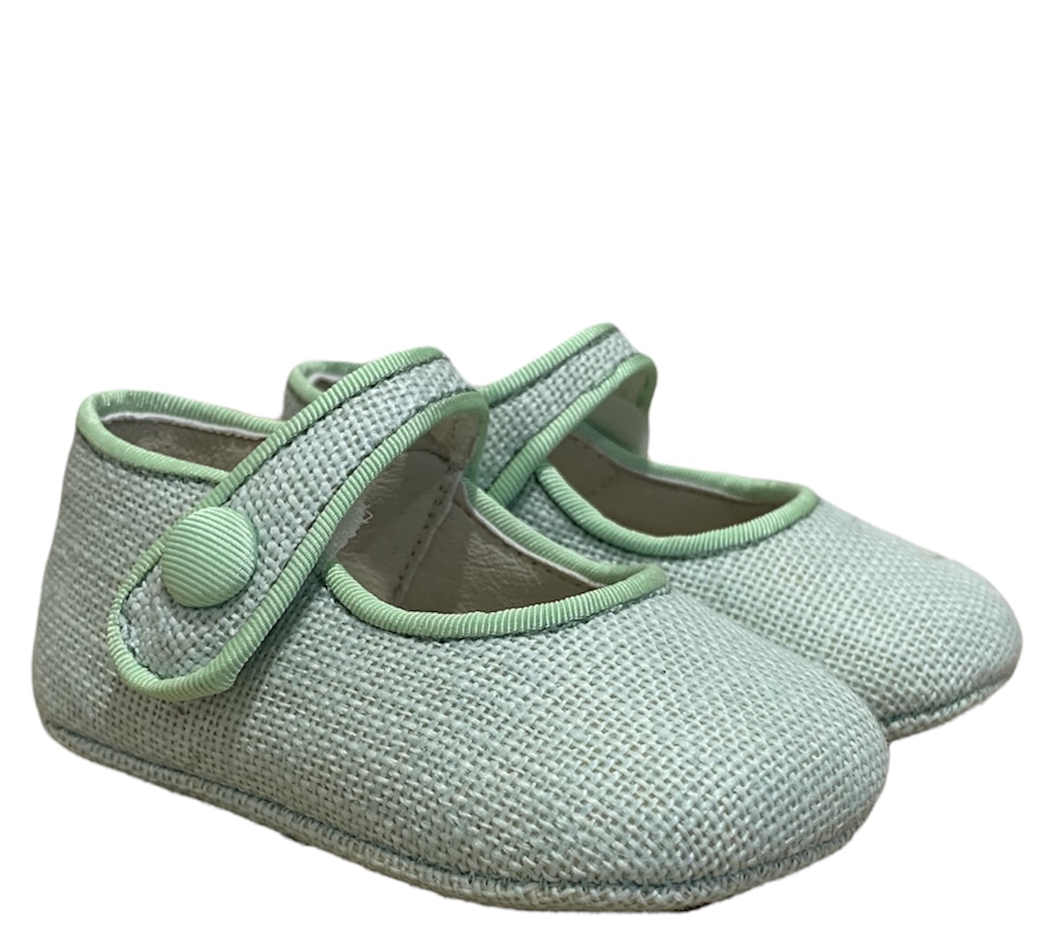 Mercedita en lino verde con velcro