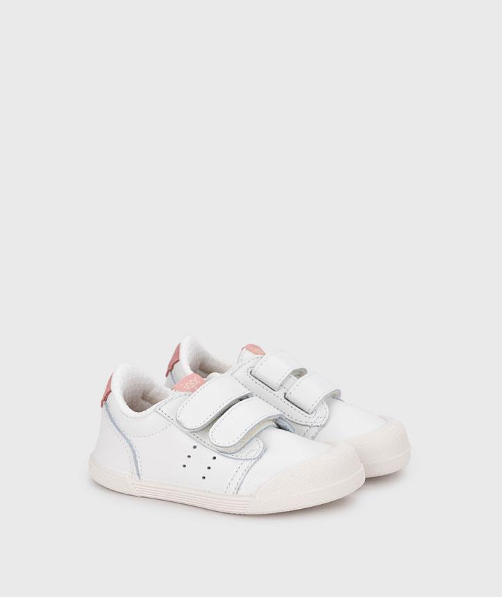 Zapatilla respetuosa de piel blanco IGOR