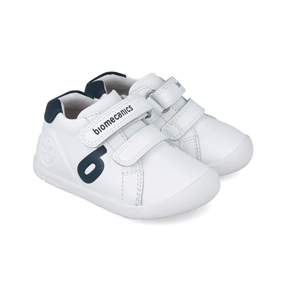 Zapatilla respetuosa de Biomecanics blanco y azul