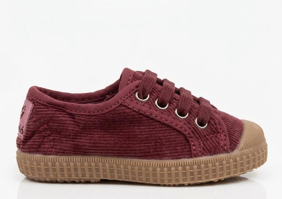 Zapatilla de pana burdeos con cordones y puntera NATURAL WORLD