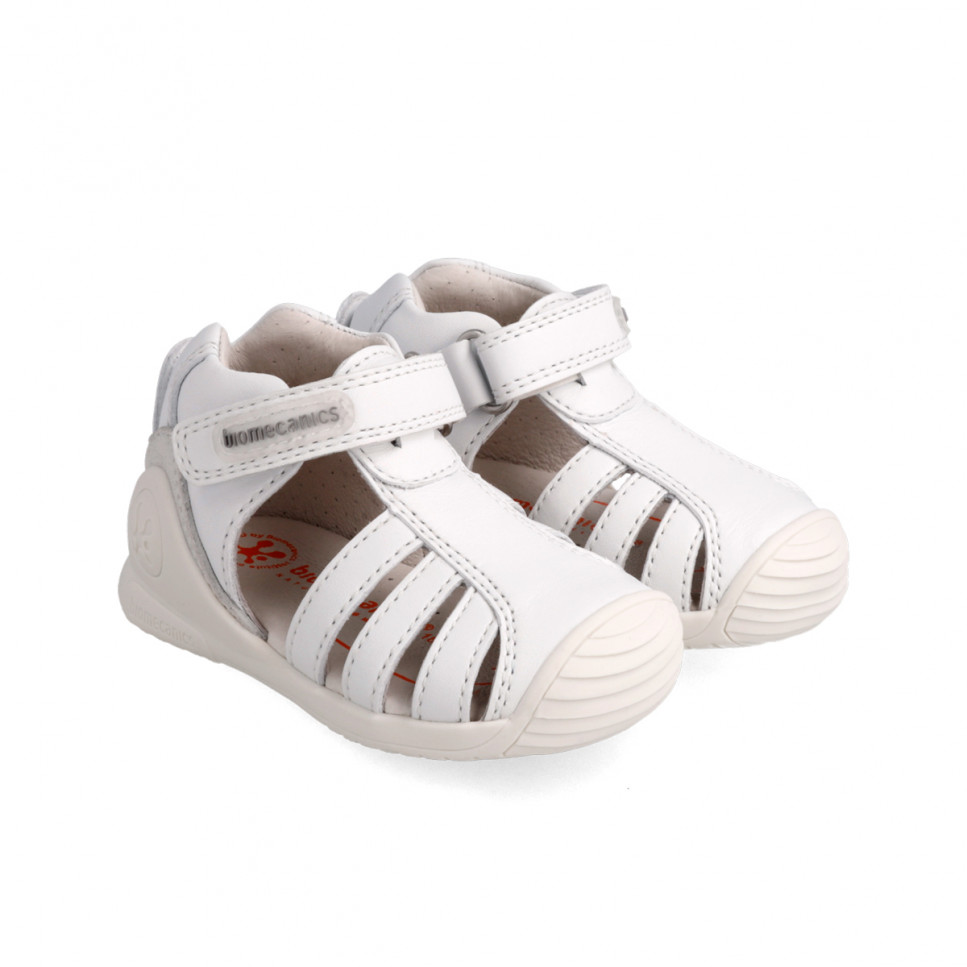 Sandalia de piel blanco con velcro BIOMECANICS