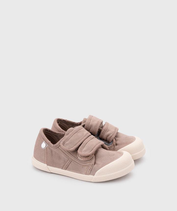 Zapatilla barefoot de lona cacao con velcros y puntera IGOR