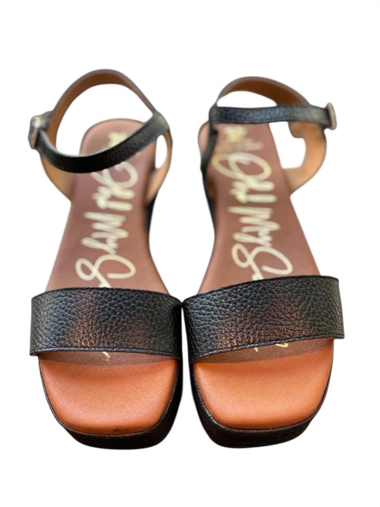 Sandalia negra con plataforma