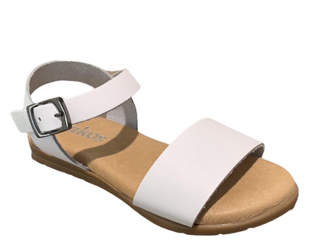 Sandalia en piel blanco con hebilla